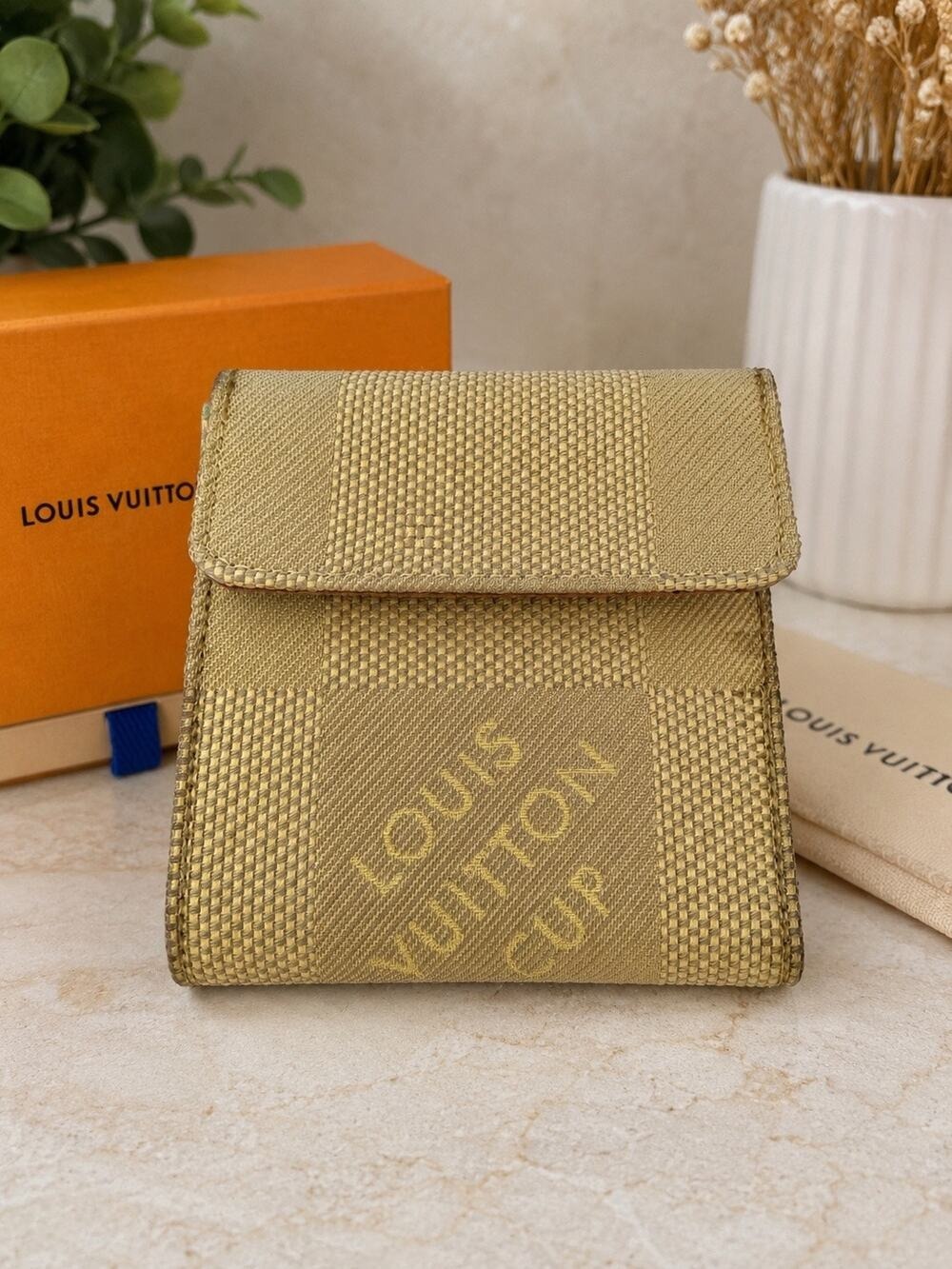 Louis Vuitton Cup Limited Edition Wallet with COA